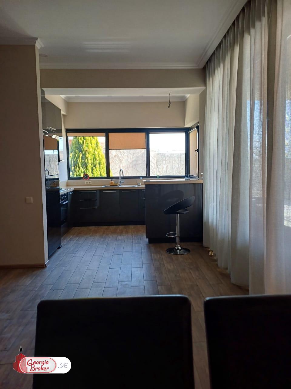 ქირავდება ახალი გარემონტებული 6 ოთახიანი სახლი წავკისში