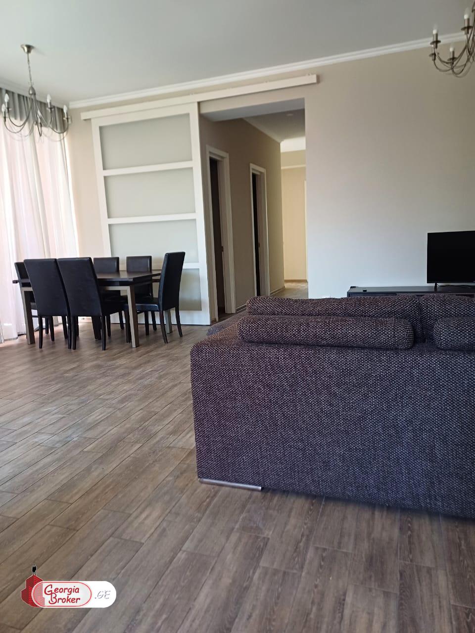 ქირავდება ახალი გარემონტებული 6 ოთახიანი სახლი წავკისში