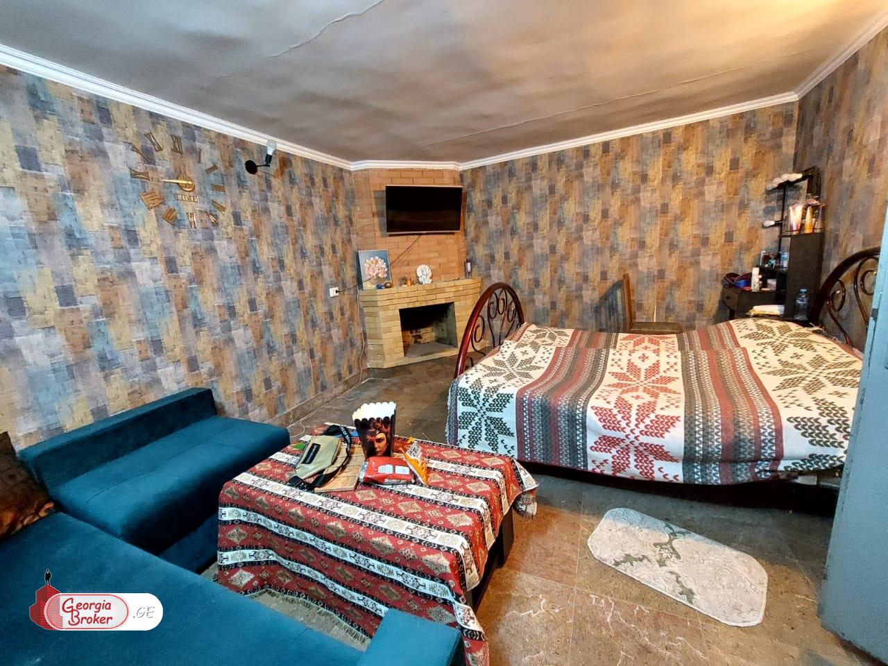 without repair 7-room house for sale