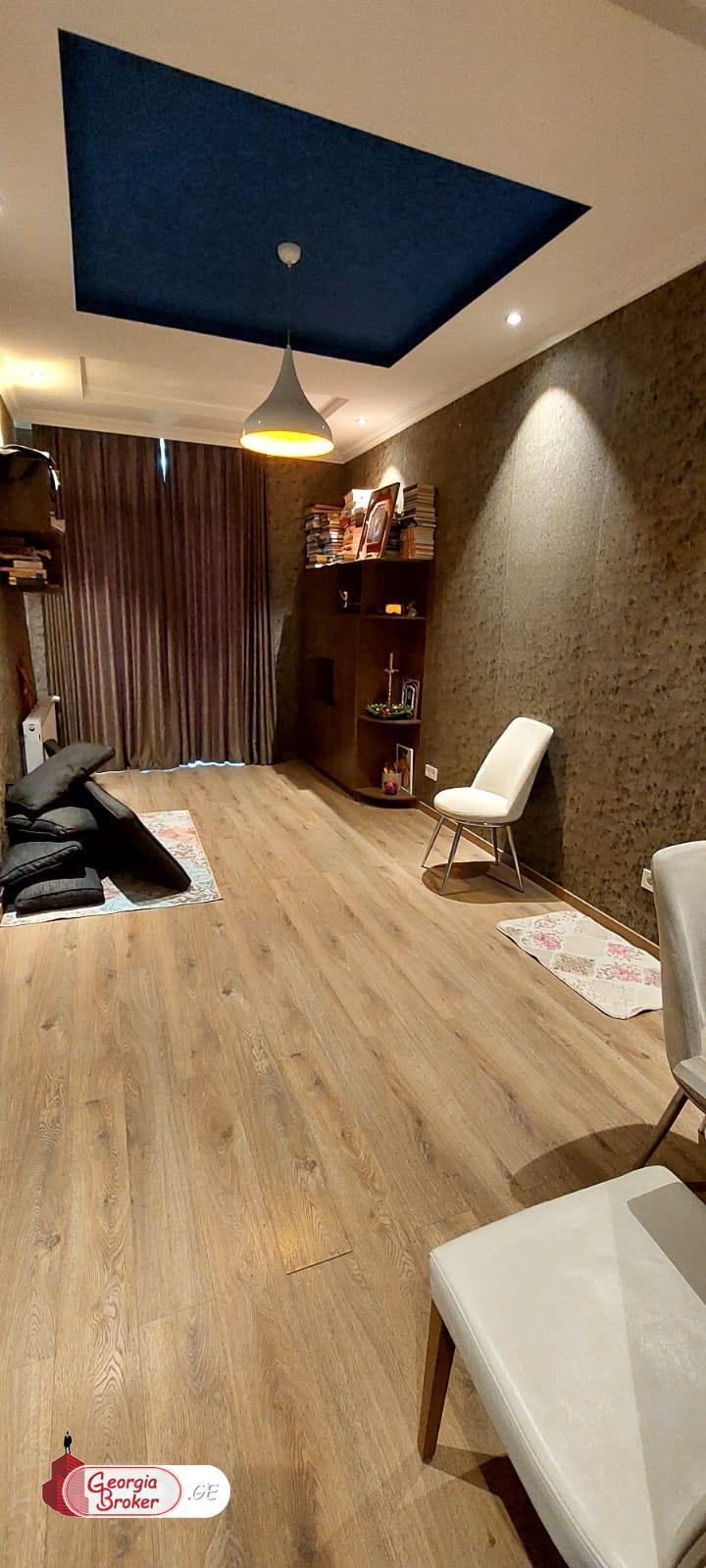 в аренду дом с новым ремонтом 9-комнат