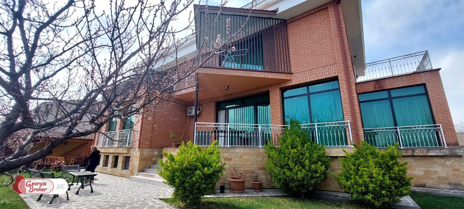 nearly repaired office space for rent