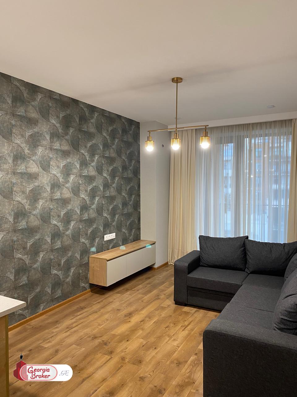 в аренду квартира с новым ремонтом 2-комнаты