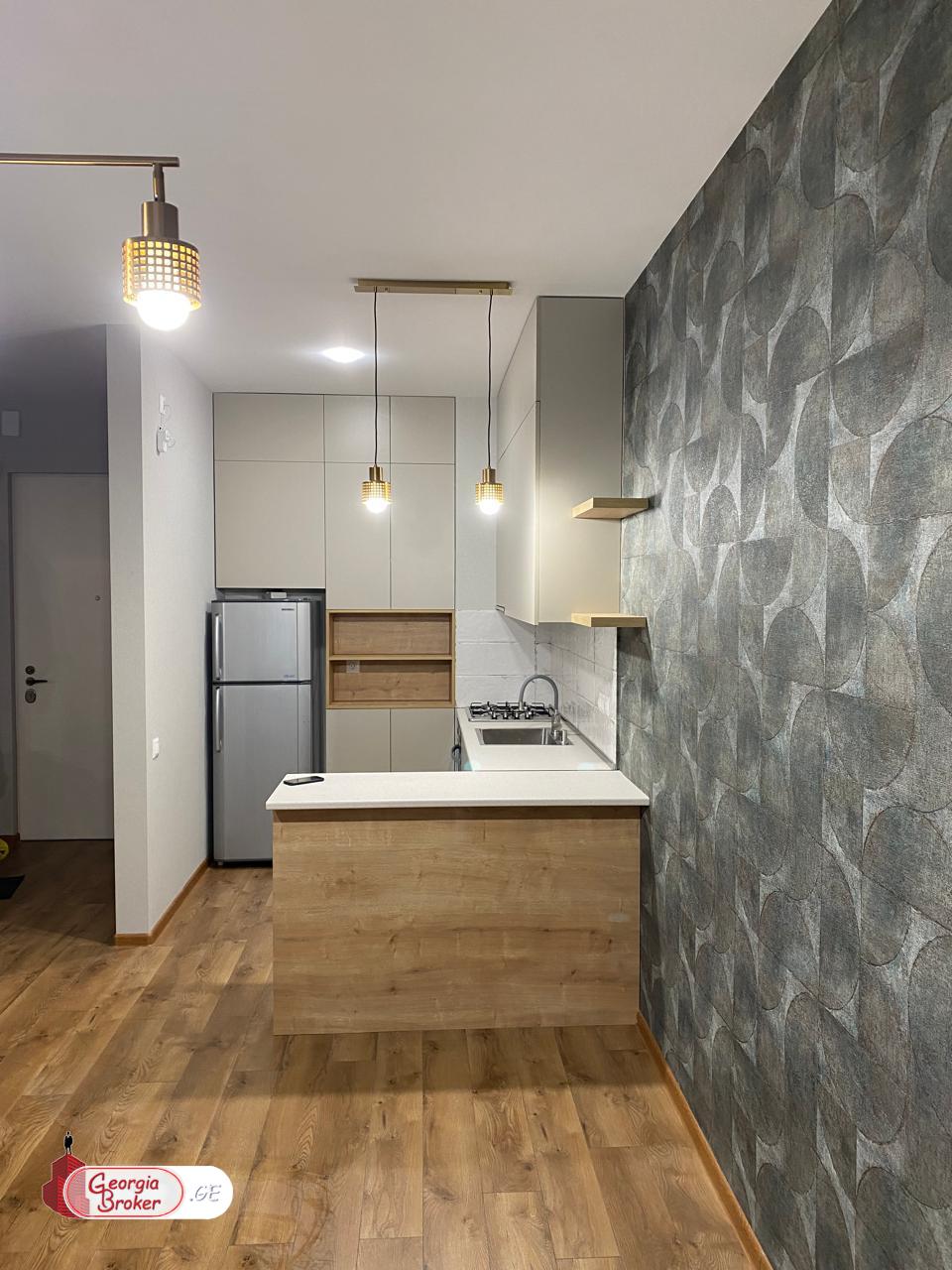 в аренду квартира с новым ремонтом 2-комнаты