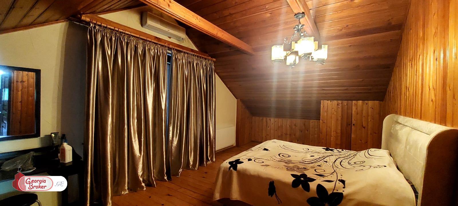 იყიდება ახალი გარემონტებული 7 ოთახიანი სახლი არმაზში