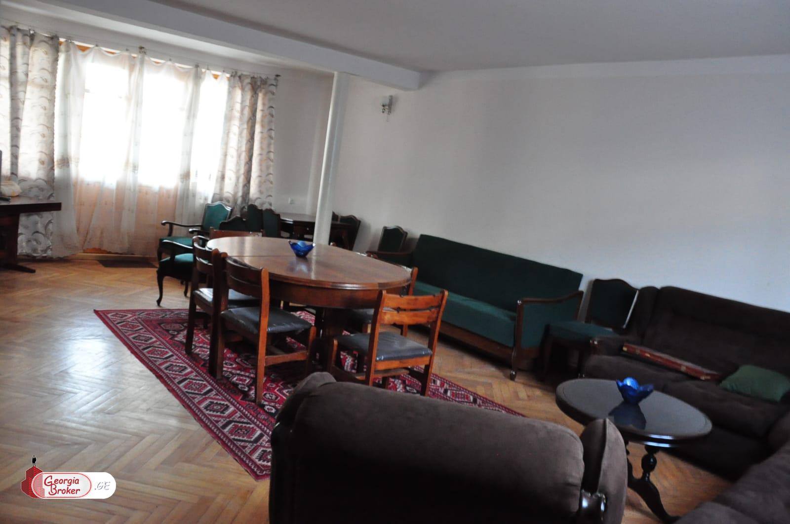 в аренду дом с новым ремонтом 6-комнат