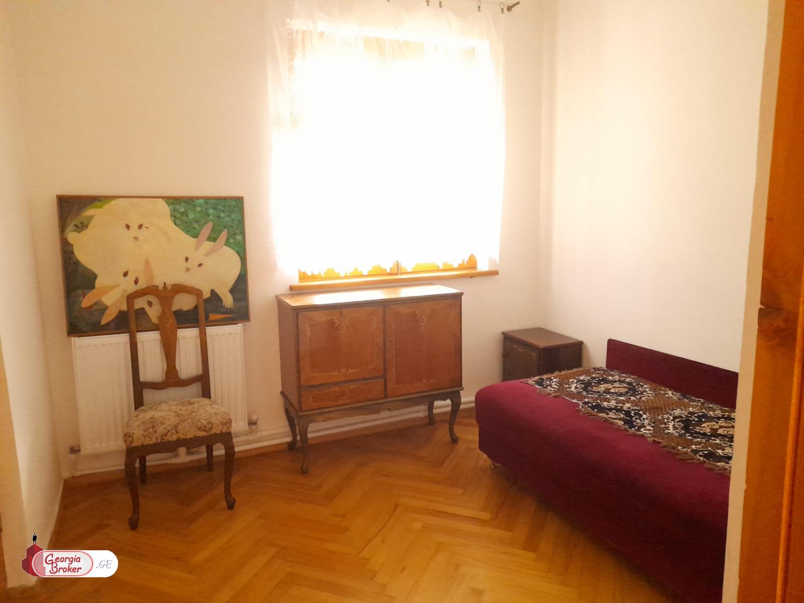 в аренду дом с новым ремонтом 6-комнат