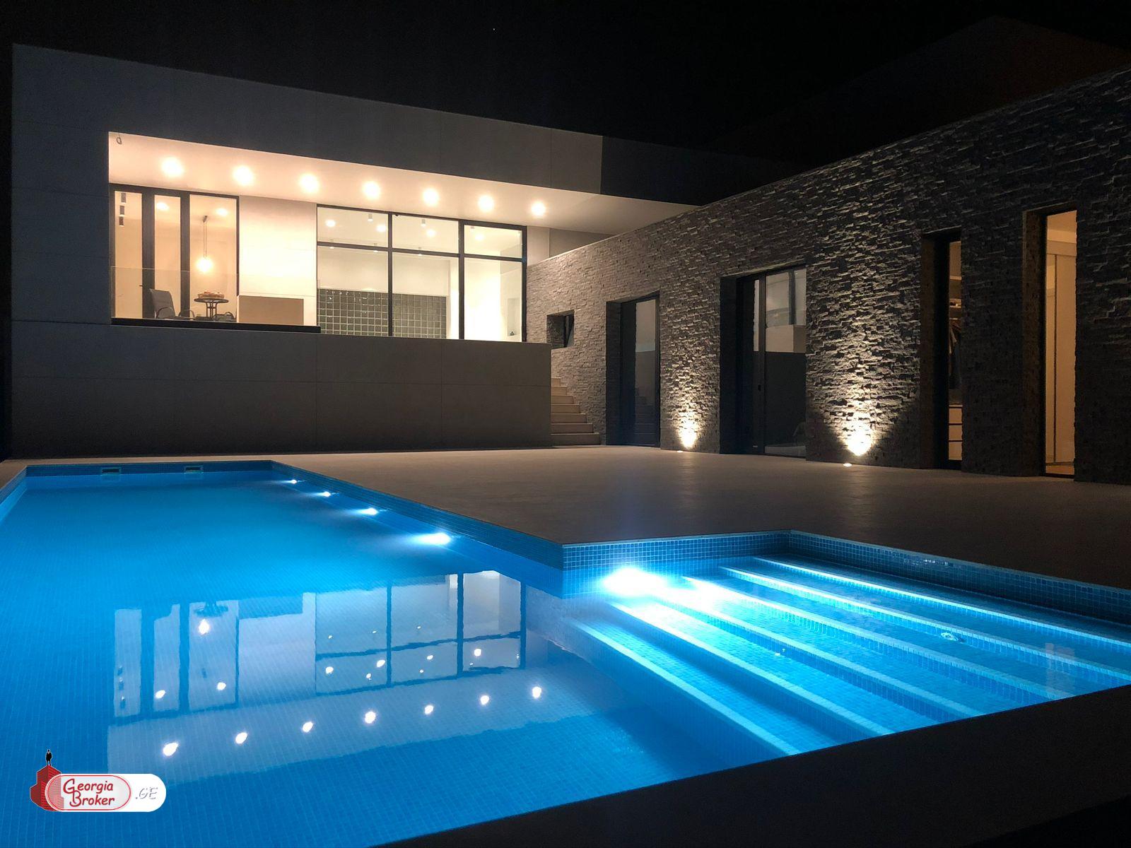 ქირავდება ახალი გარემონტებული 5 ოთახიანი აგარაკი წავკისში