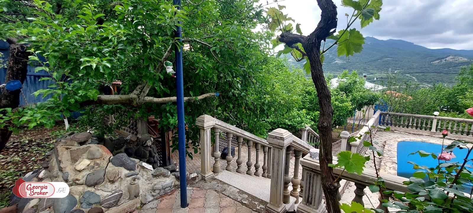 იყიდება ახალი გარემონტებული 7 ოთახიანი სახლი მცხეთაში