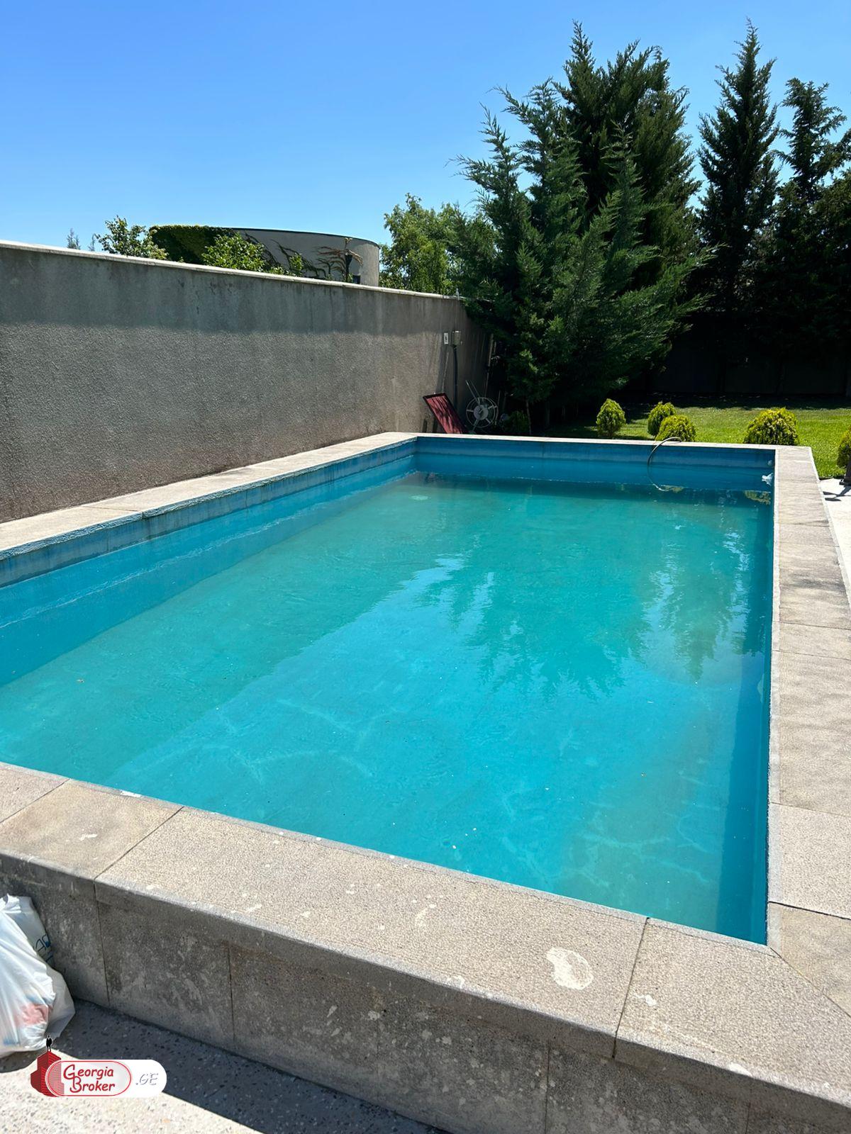 ქირავდება ახალი გარემონტებული 9 ოთახიანი აგარაკი წავკისში