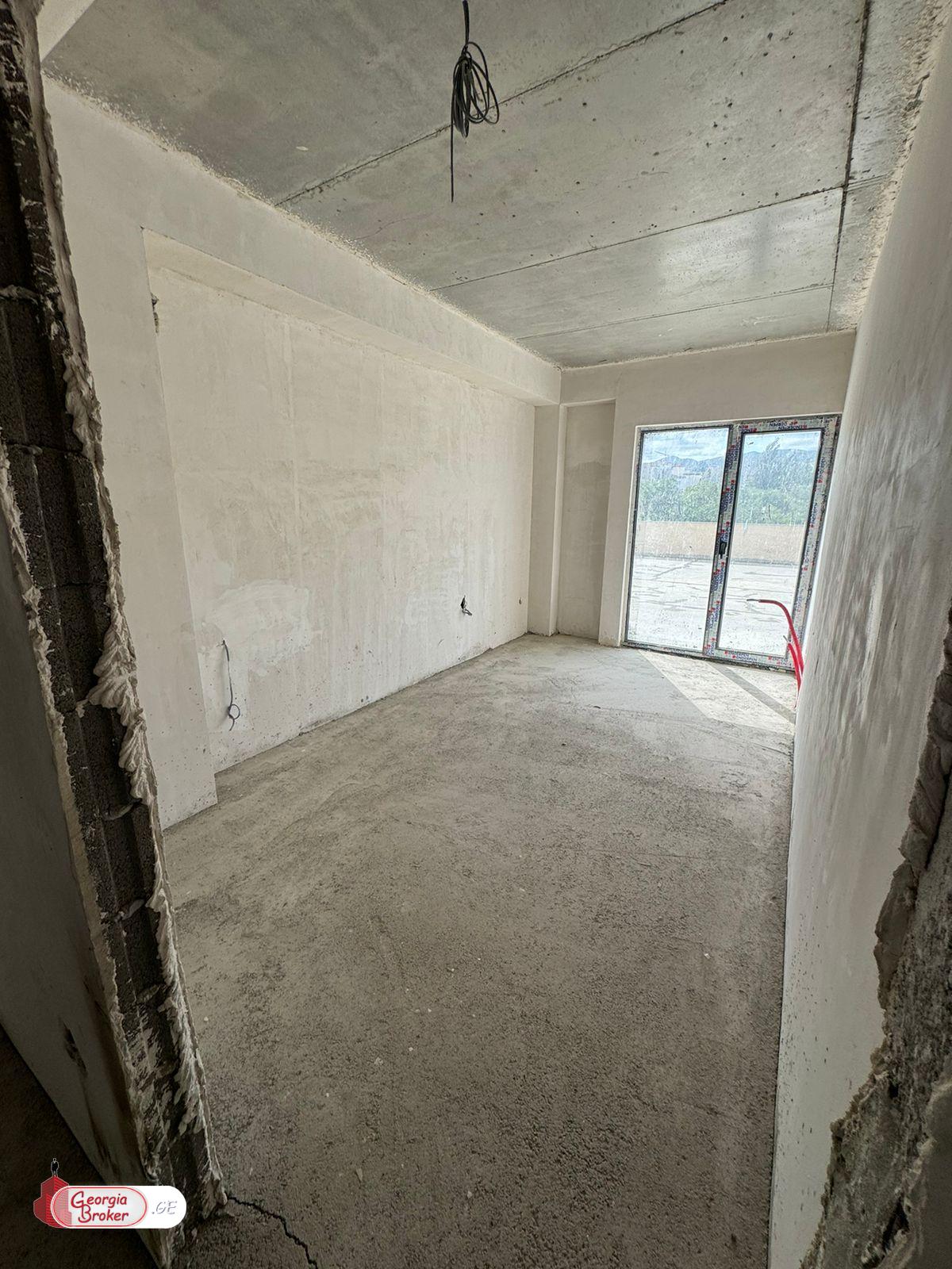 იყიდება ახალი აშენებული 4 ოთახიანი ბინა დიდ დიღომში