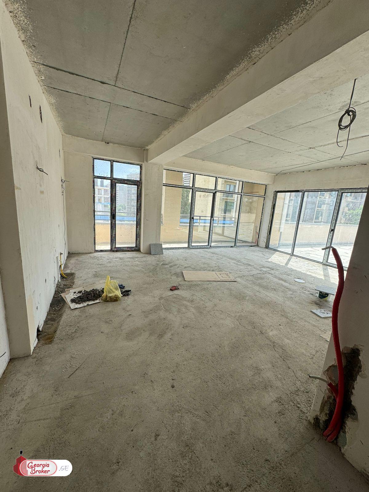 იყიდება ახალი აშენებული 4 ოთახიანი ბინა დიდ დიღომში