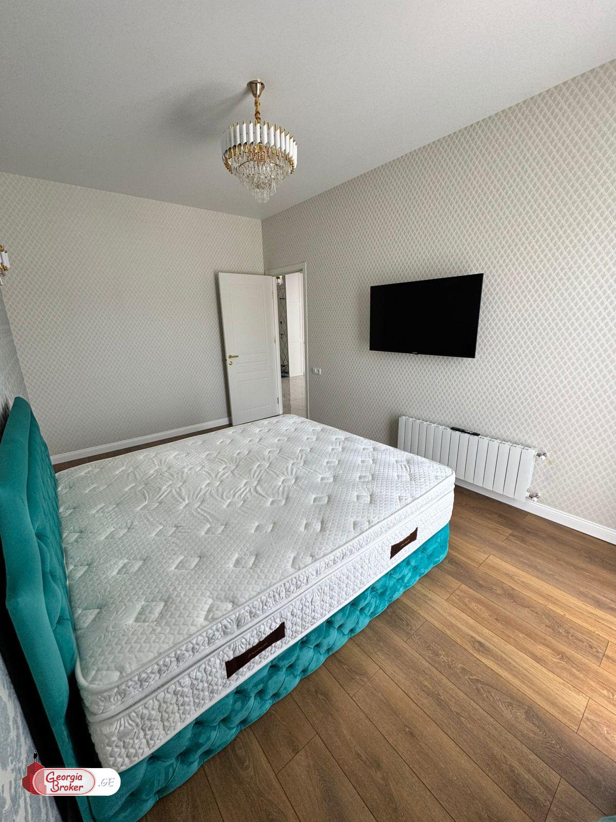 იყიდება ახალი აშენებული 4 ოთახიანი ბინა დიდ დიღომში