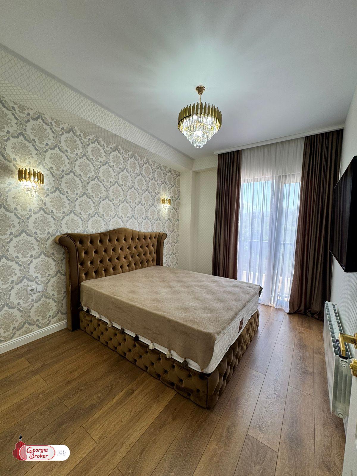 იყიდება ახალი აშენებული 4 ოთახიანი ბინა დიდ დიღომში