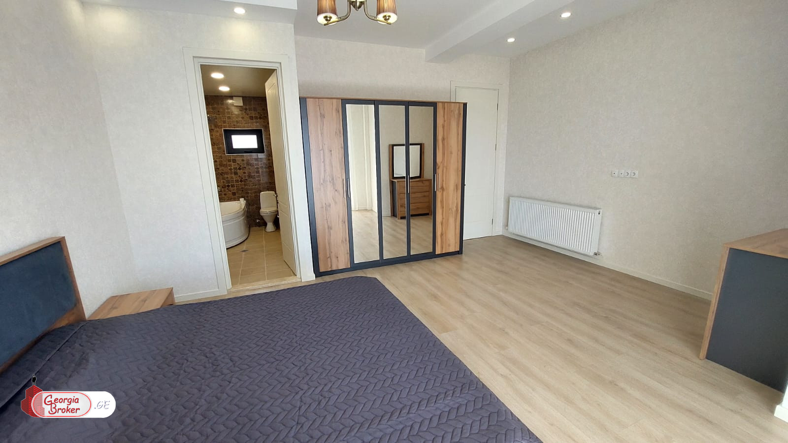 nearly repaired 7-room house for rent