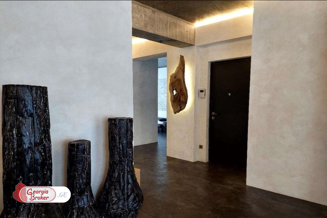 იყიდება ახალი გარემონტებული 3 ოთახიანი ბინა დომუსში, თამარაშვილზე