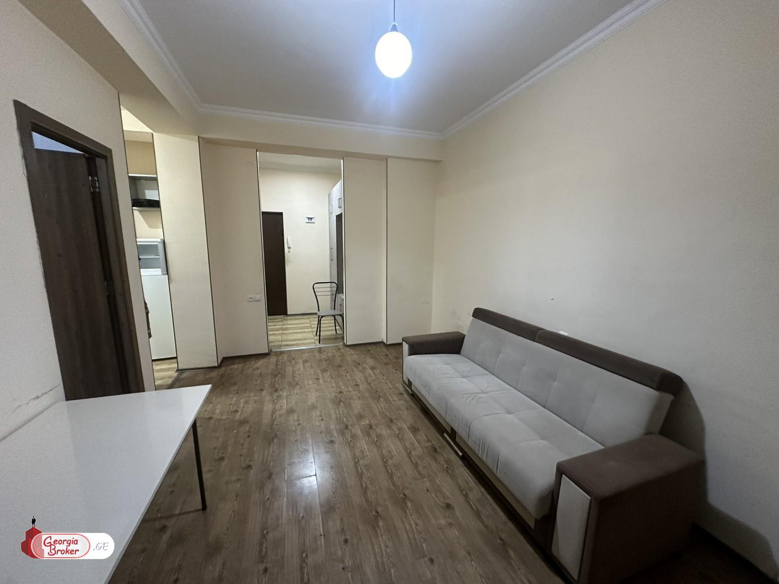 იყიდება ახალი გარემონტებული 2 ოთახიანი ბინა სანზონაში