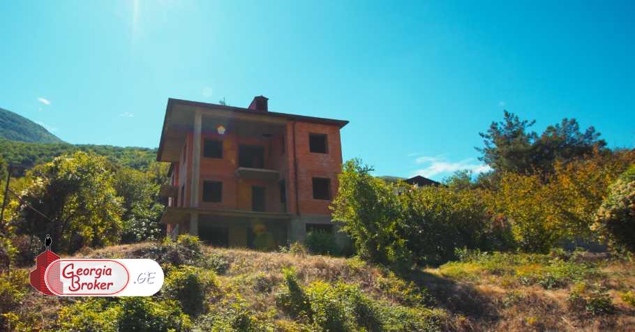 იყიდება ახალი აშენებული 9 ნომრიანი სასტუმრო არმაზში