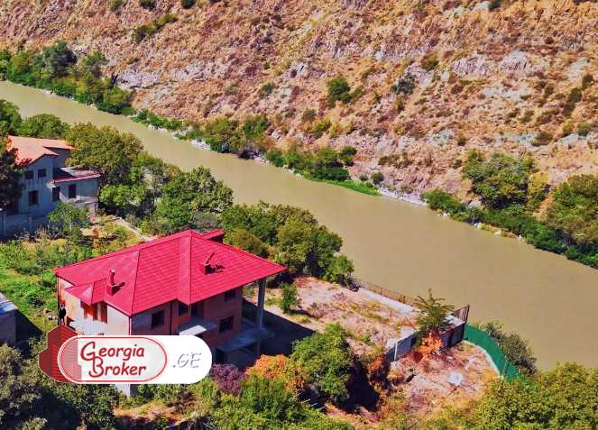 იყიდება ახალი აშენებული 9 ნომრიანი სასტუმრო არმაზში