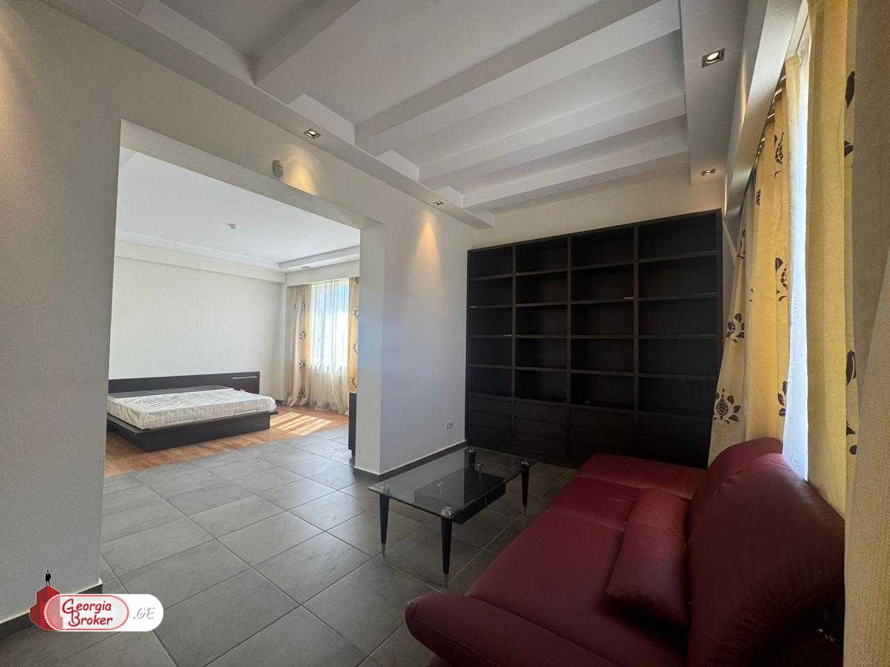 в аренду квартира с новым ремонтом 6-комнат