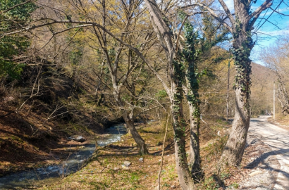 იყიდება ახალი აშენებული 8 ოთახიანი  სახლი   მცხეთის სიახლოვეს