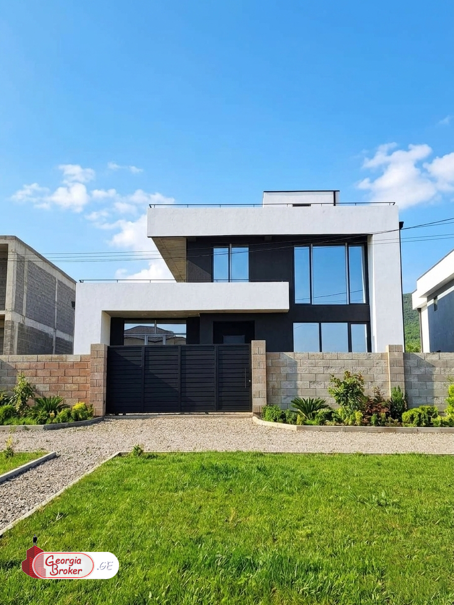 new build 6-room house for sale