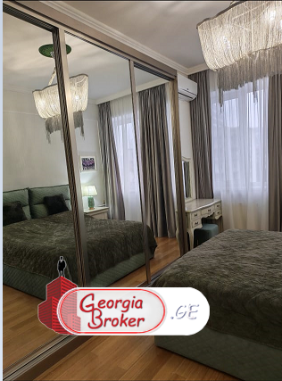 იყიდება ახალი გარემონტებული 3 ოთახიანი ბინა ვაკეში