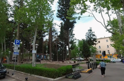 იყიდება ძველი გარემონტებული 6 ოთახიანი ბინა ყაზბეგის გამზირზე