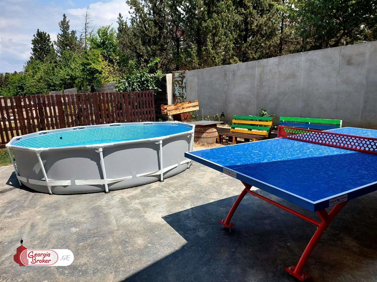 ქირავდება ახალი გარემონტებული 14 ოთახიანი სახლი თბილისის ზღვაზე