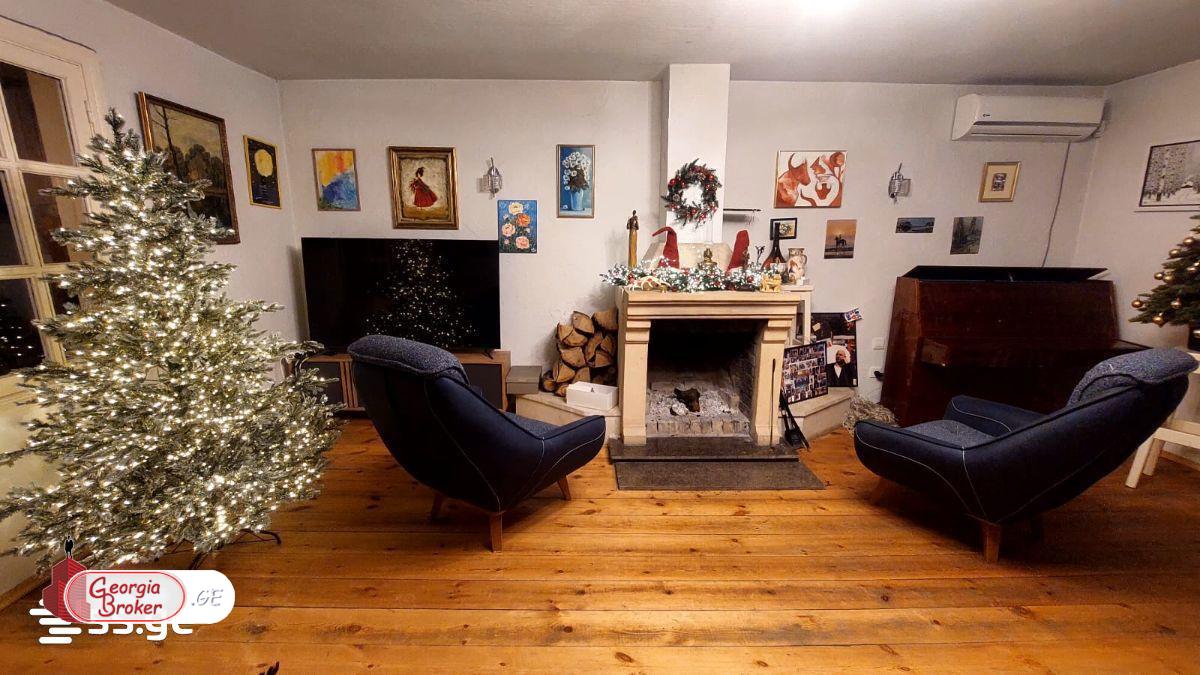 nearly repaired 5-room house for sale