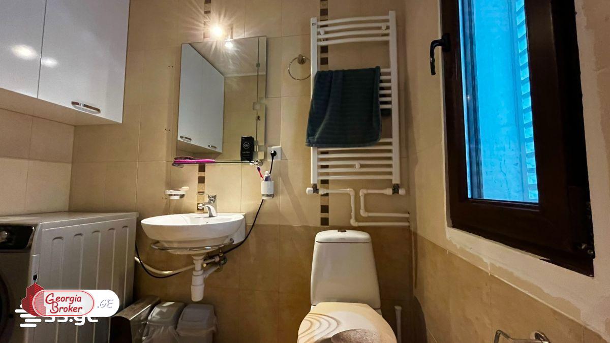 nearly repaired 5-room house for sale
