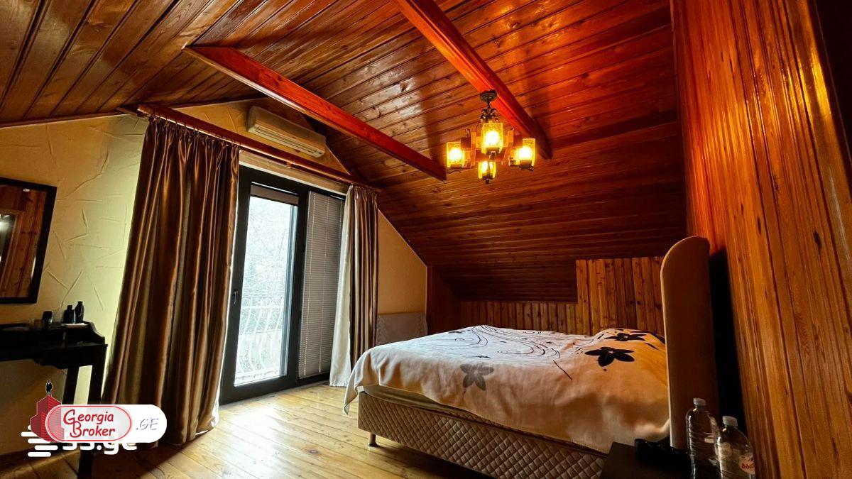 nearly repaired 5-room house for sale
