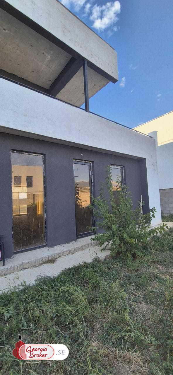 продается дом новостройка 6-комнат