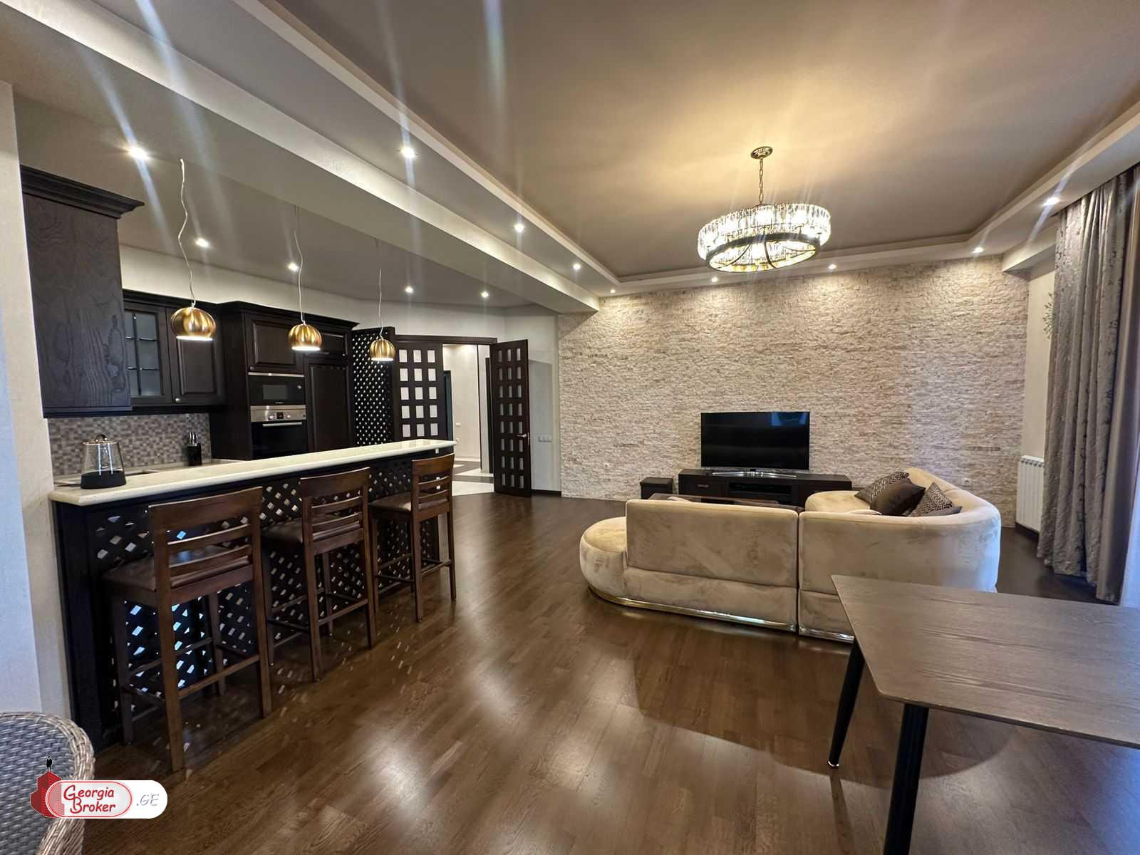 nearly repaired 5-room apartment for sale