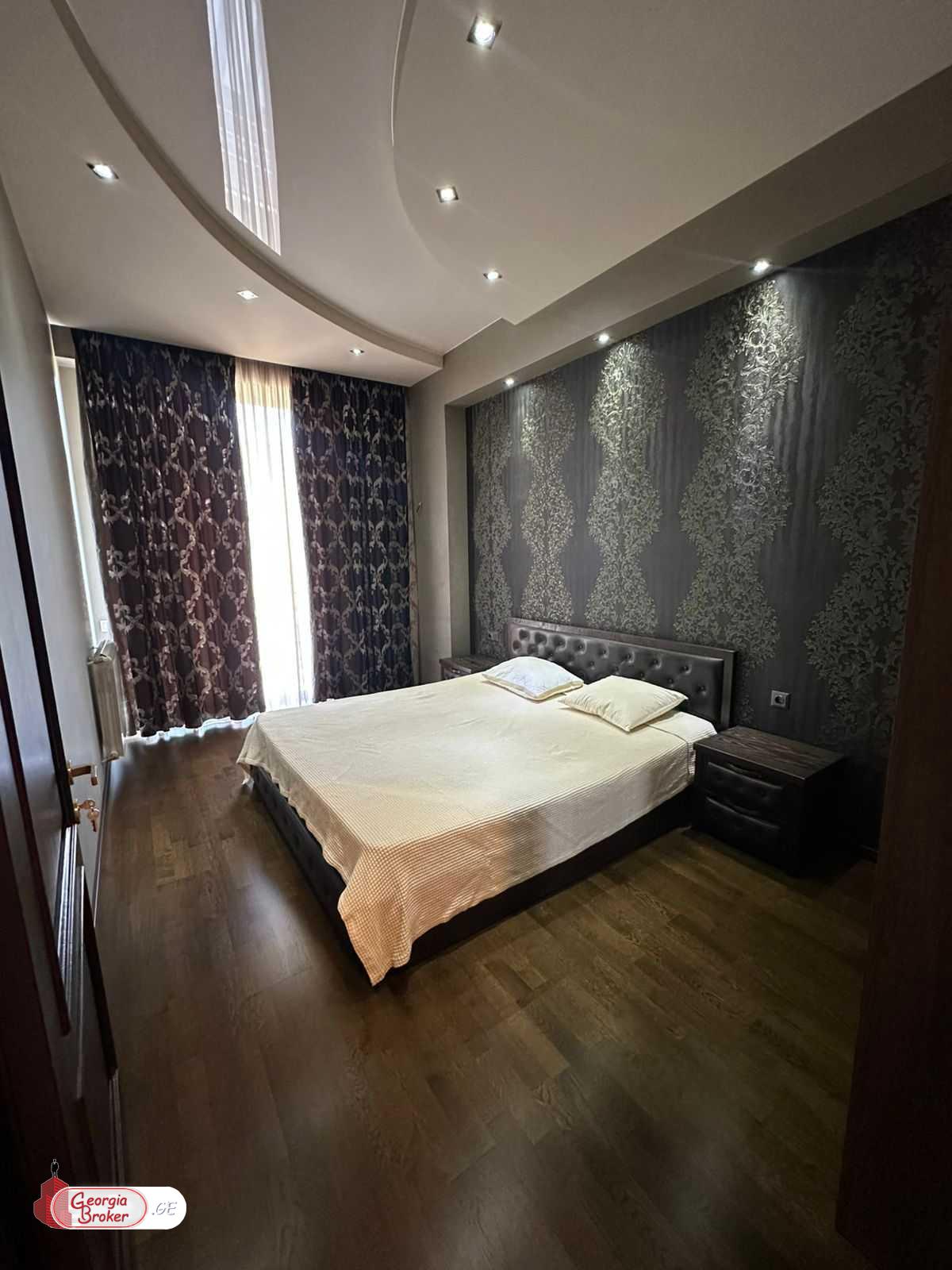 nearly repaired 5-room apartment for sale