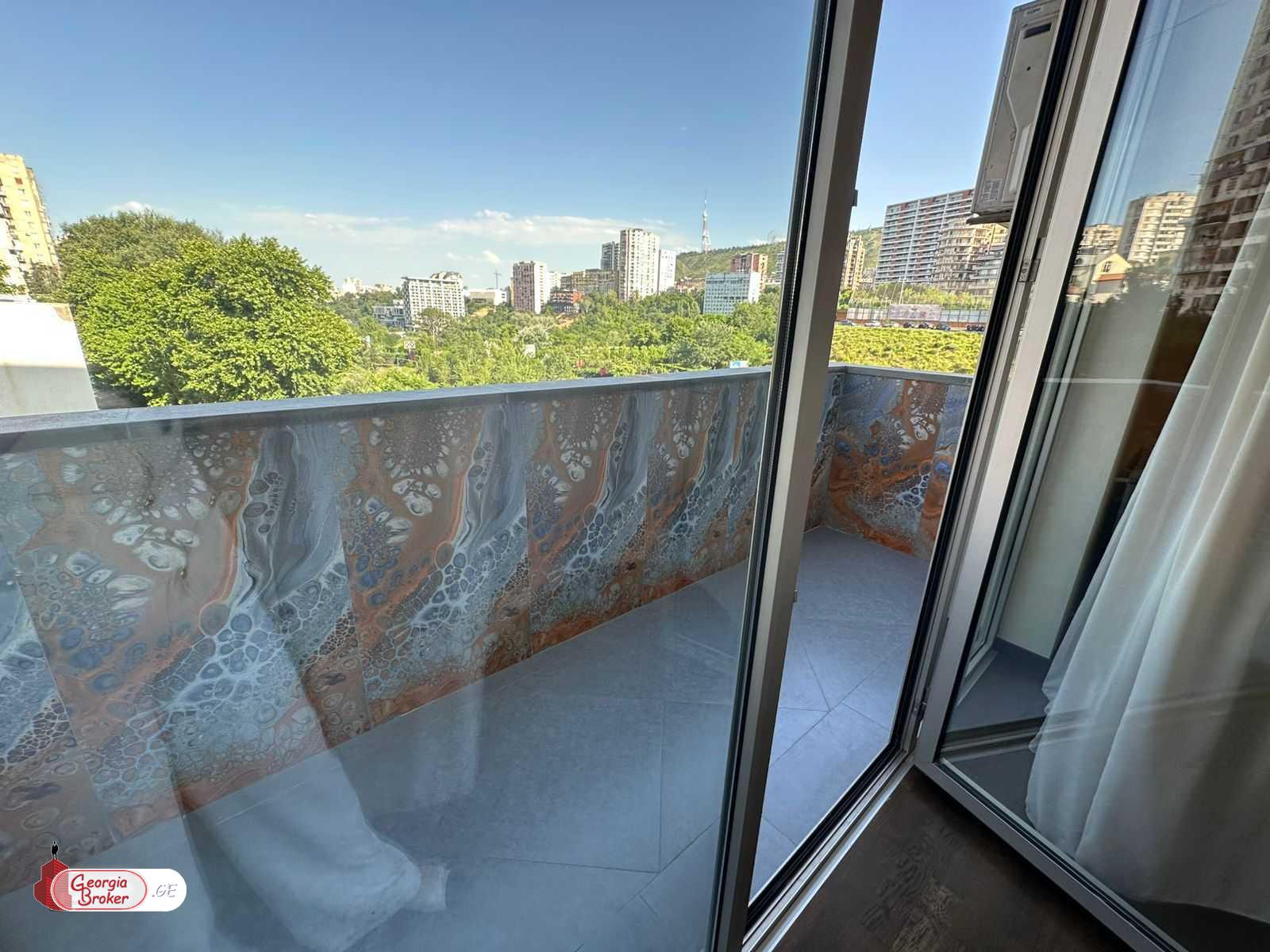 nearly repaired 5-room apartment for sale