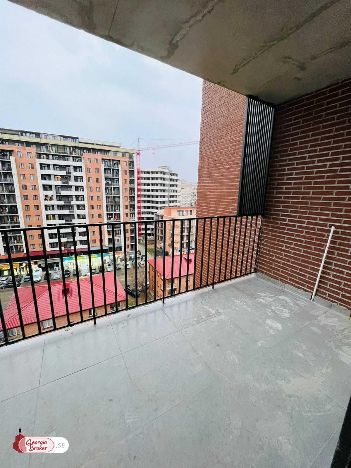 nearly repaired 3-room apartment for sale