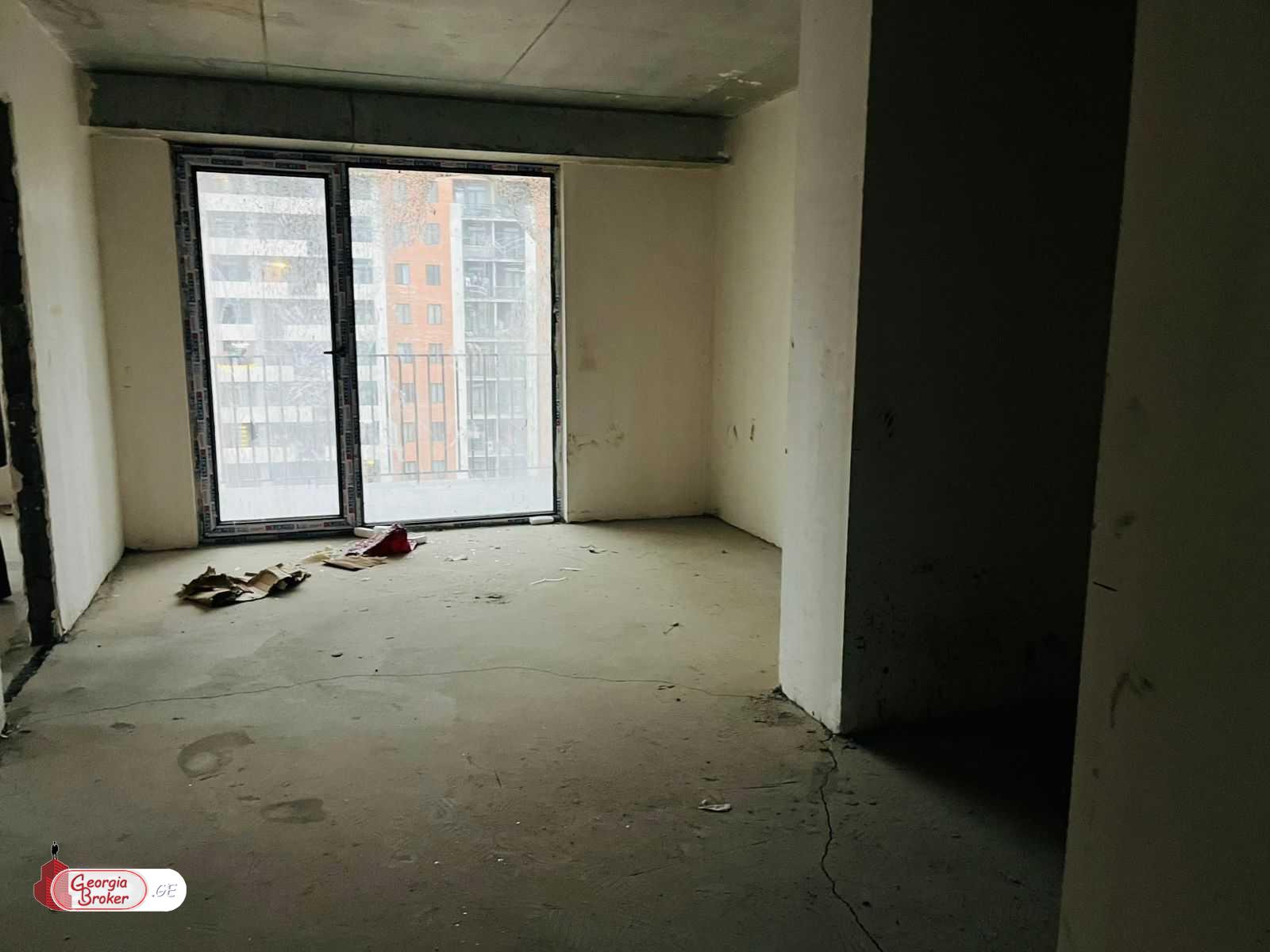 nearly repaired 3-room apartment for sale