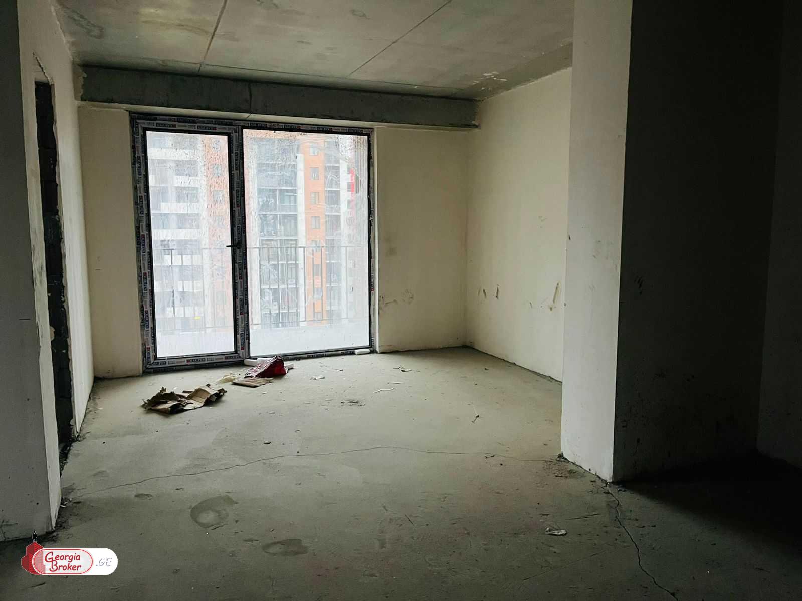 nearly repaired 3-room apartment for sale