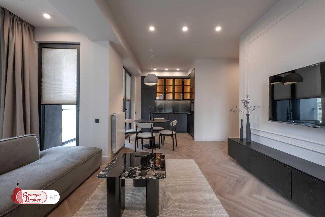 იყიდება ახალი გარემონტებული 3 ოთახიანი ბინა  "პარკ ჰოუმში" ,   ვაკეში