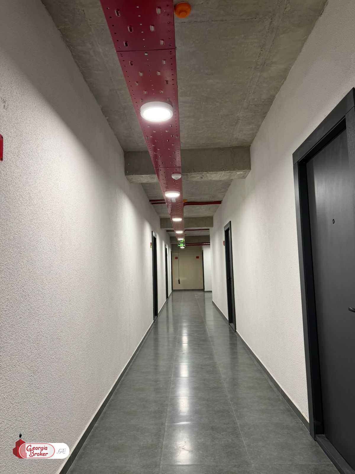 იყიდება ახალი აშენებული 2 ოთახიანი ბინა   "ორთაჭალა ჰილსში"