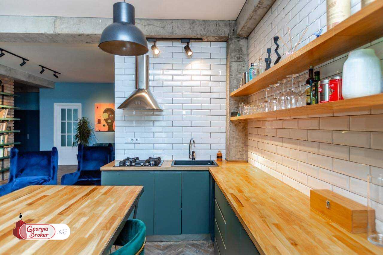 nearly repaired 3-room apartment for sale