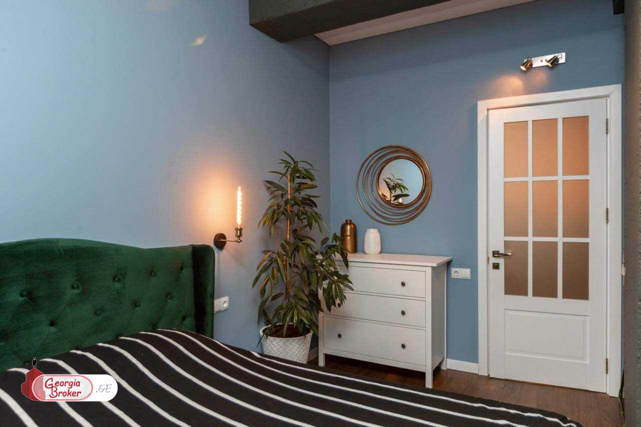 nearly repaired 3-room apartment for sale