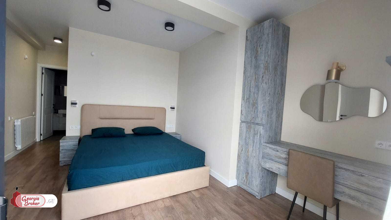 nearly repaired 8-room house for sale