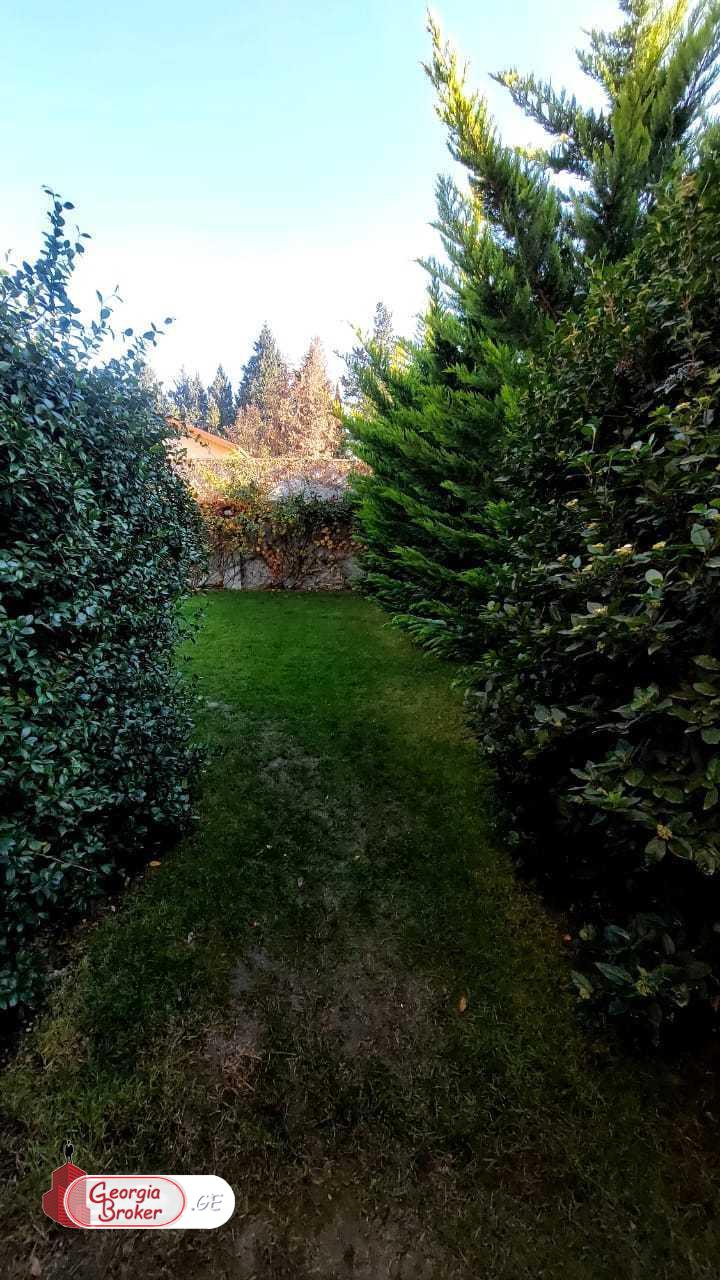 в аренду дом с новым ремонтом 7-комнат