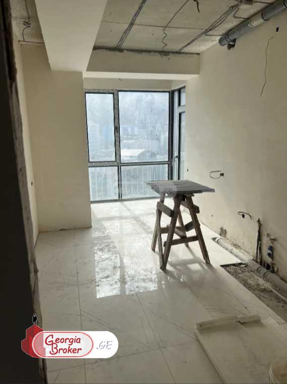 nearly repaired 5-room apartment for sale