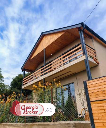 продается дом с новым ремонтом 6-комнат