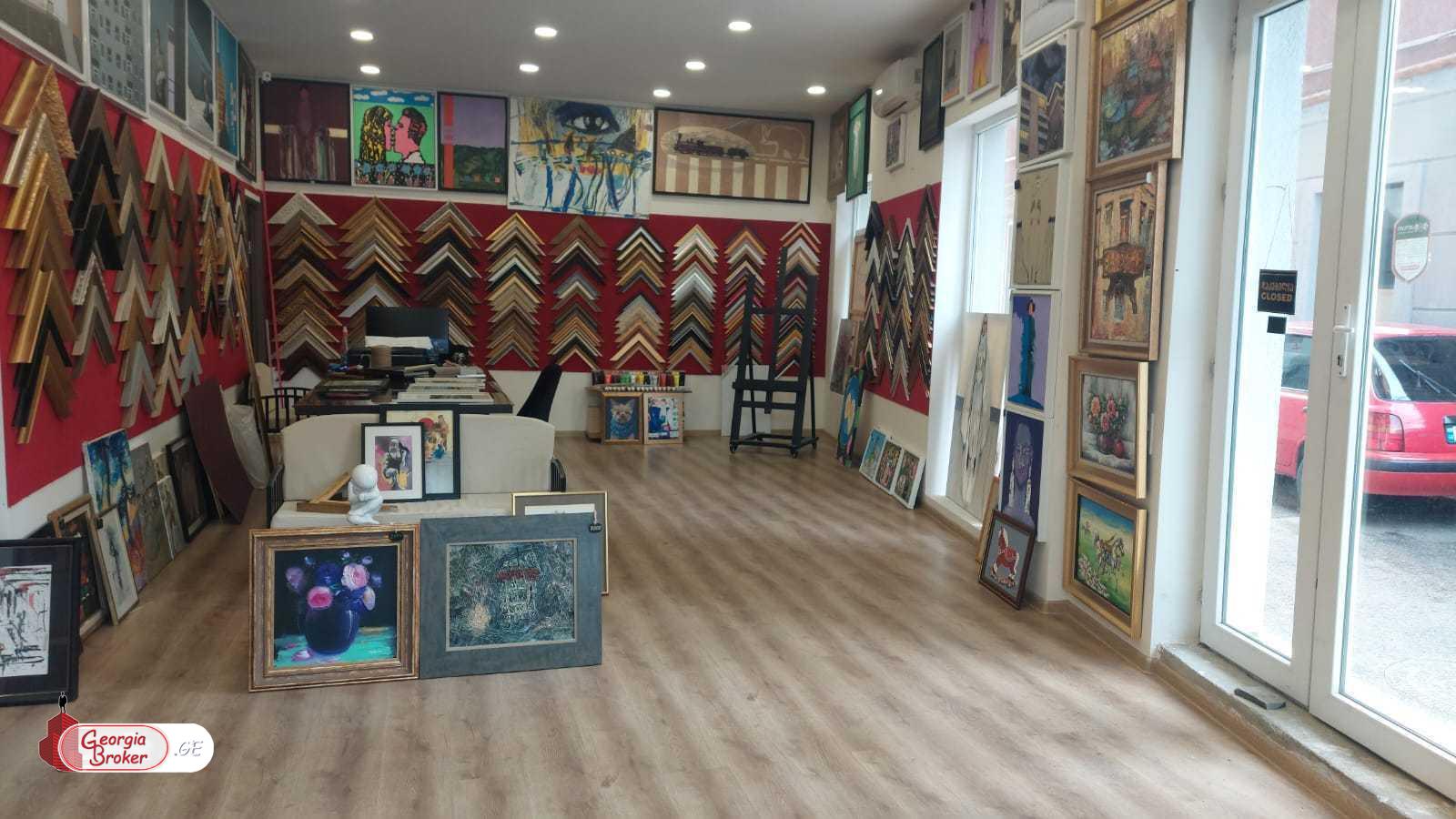 ქირავდება ახალი გარემონტებული  უნივერსალური ფართი ვერაზე