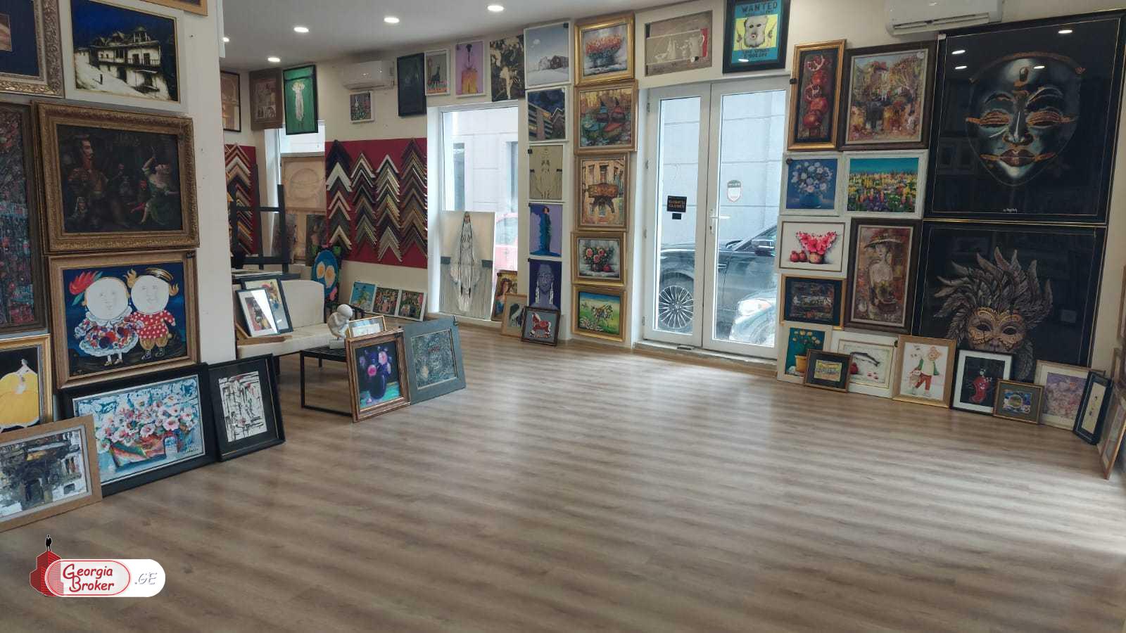 ქირავდება ახალი გარემონტებული  უნივერსალური ფართი ვერაზე