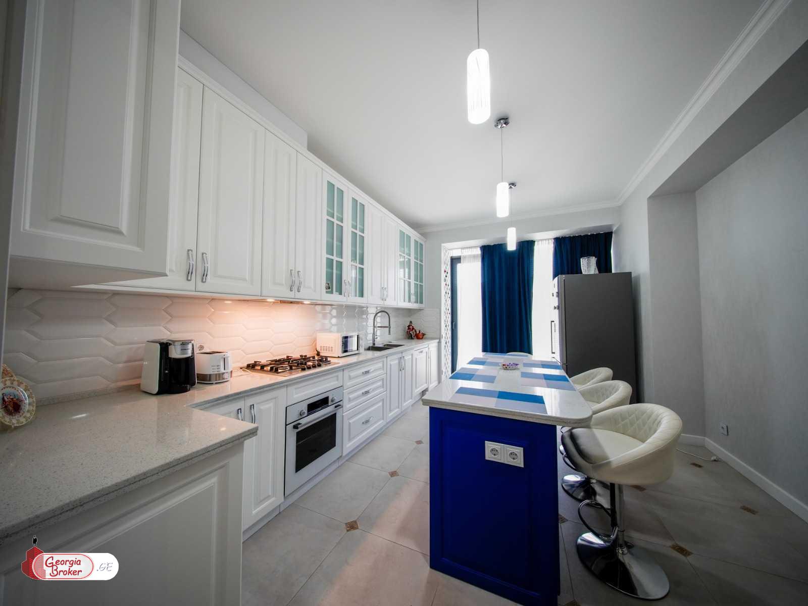 იყიდება ახალი გარემონტებული 5 ოთახიანი ბინა   "დომუსში"