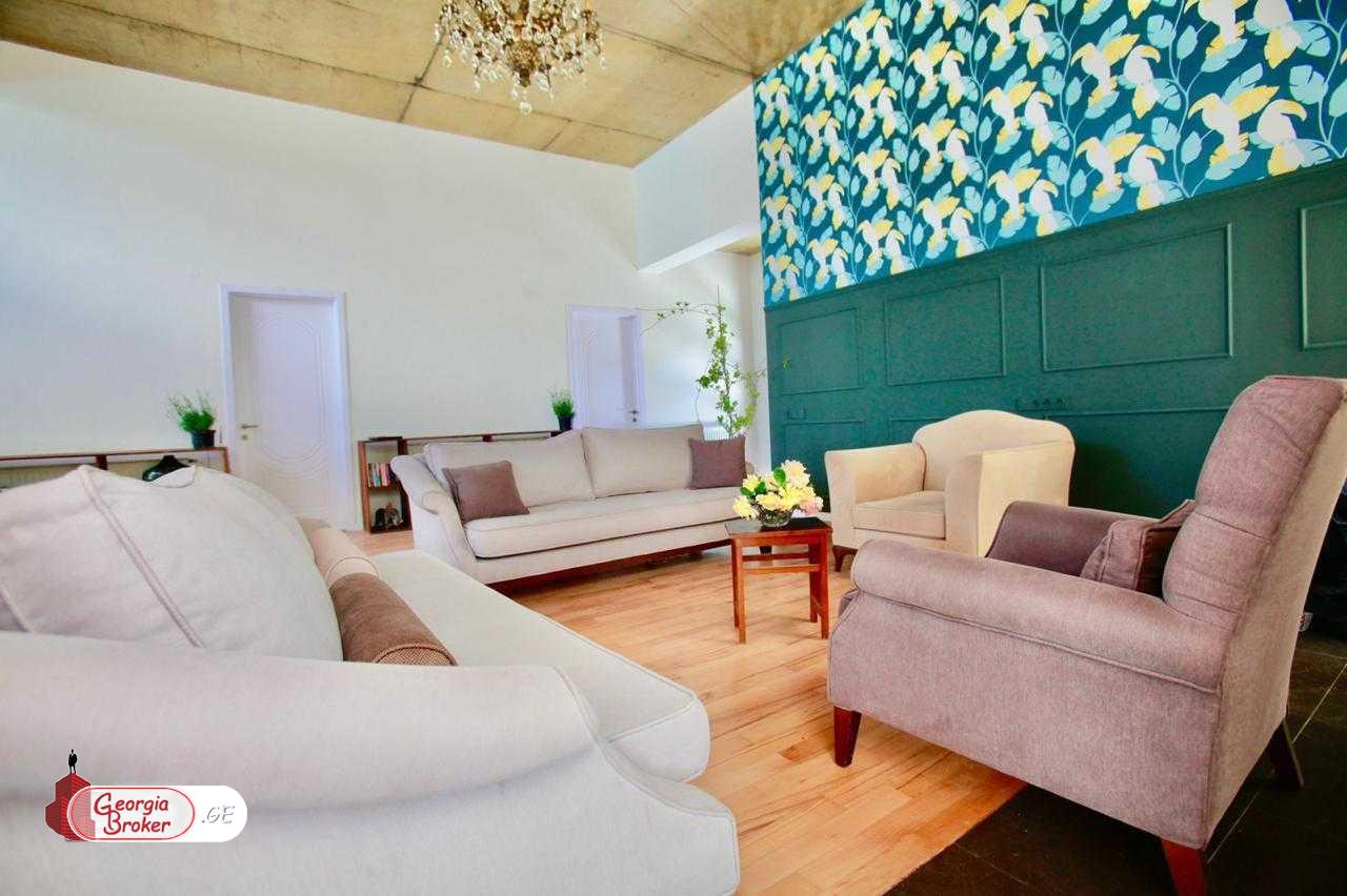 იყიდება ახალი გარემონტებული 6 ოთახიანი სახლი დიღომი 8ში